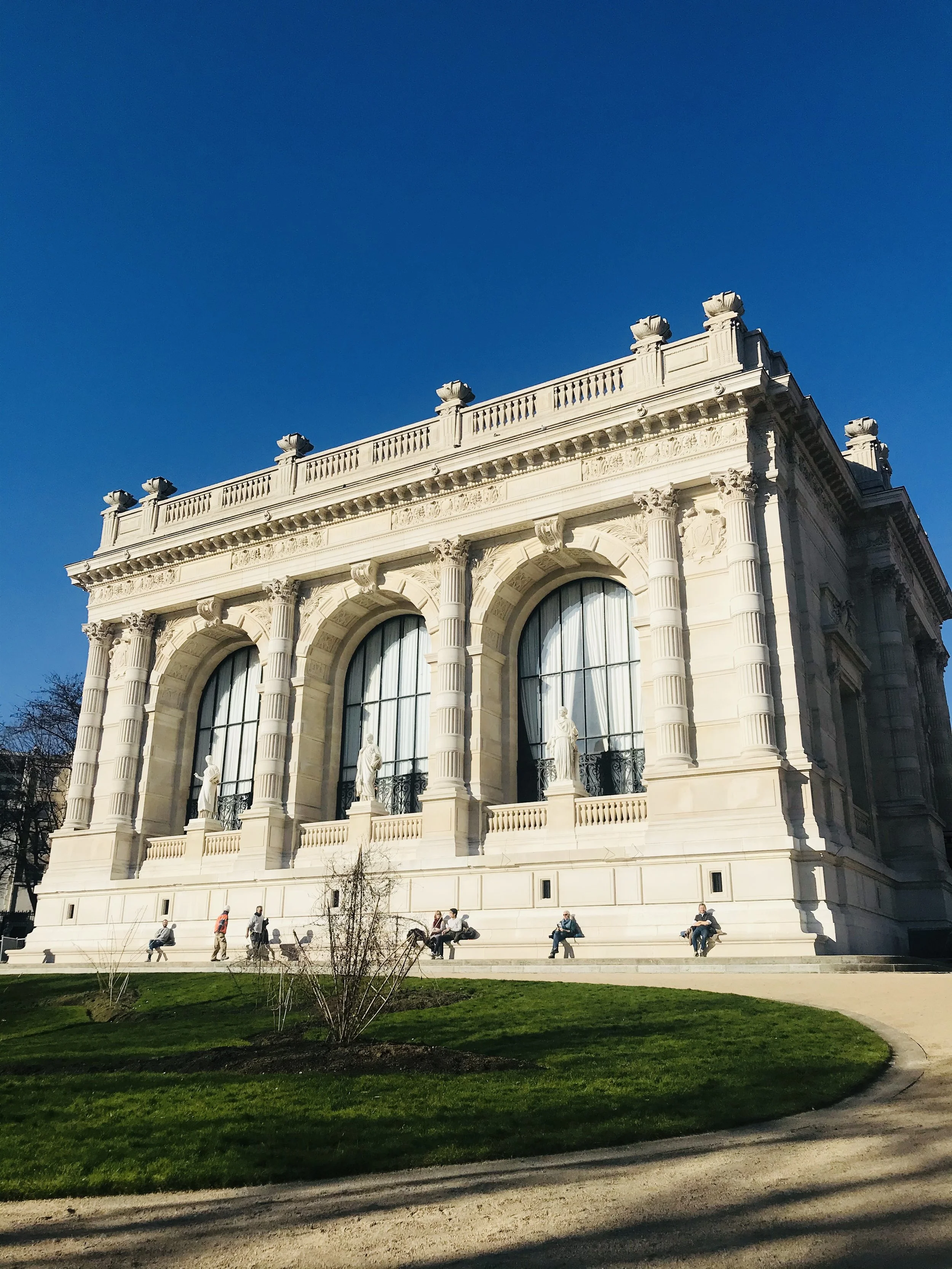 Palais Galliera.jpeg