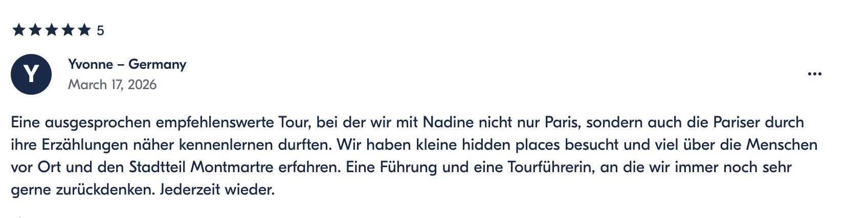 Review of a tour in Paris, France, mentioning visits to hidden places and Montmartre, with a guide and tour guide, dated March 17, 2026.