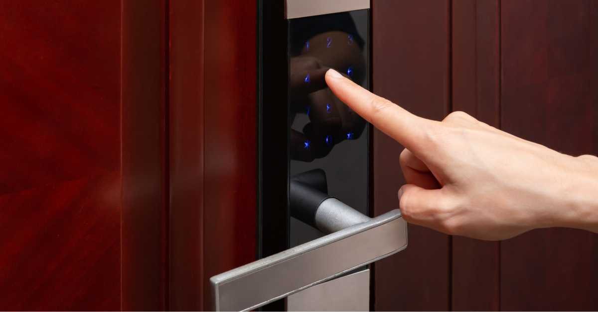 digital-keypad-door-lock-social.jpg