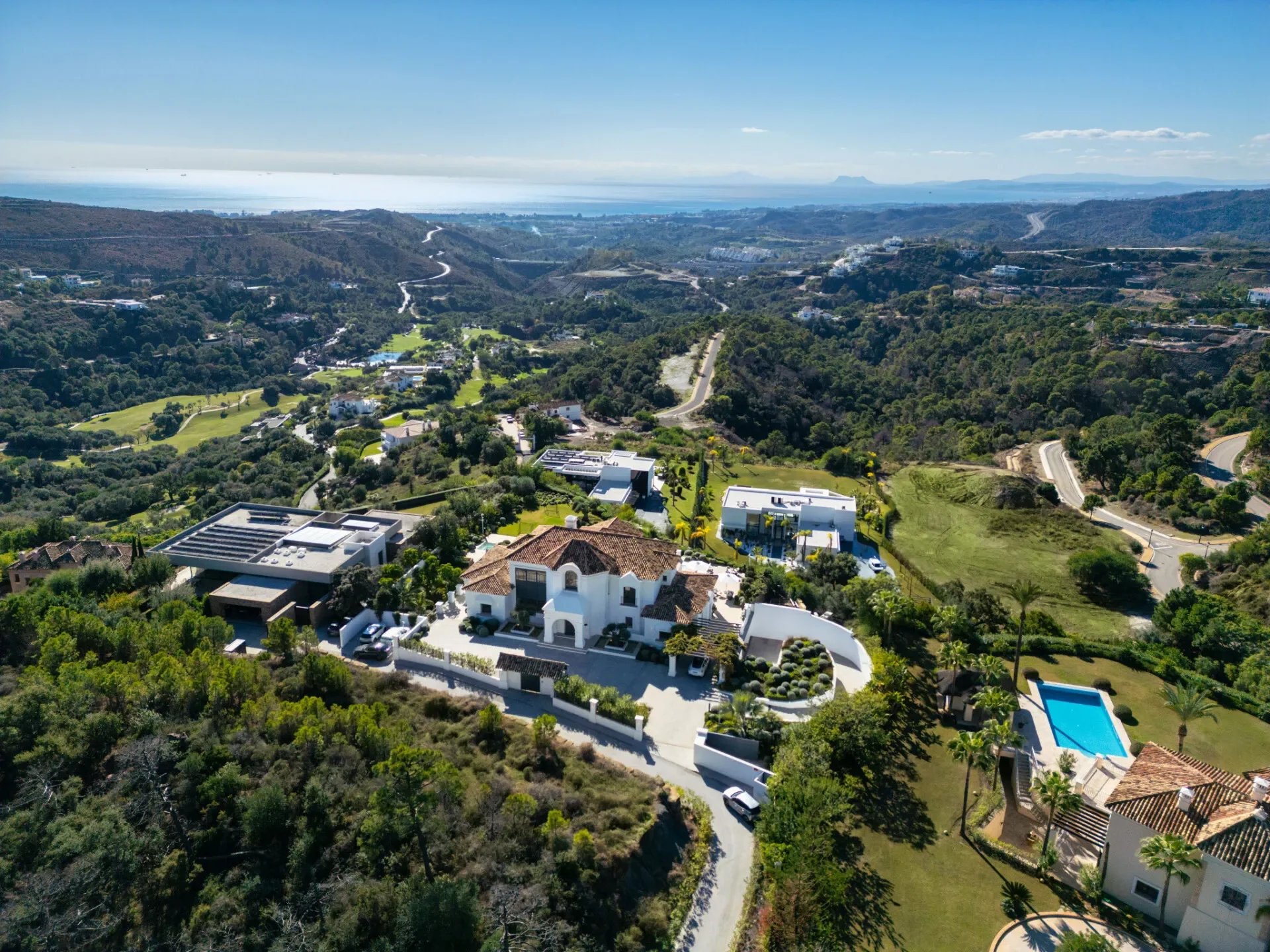 2200xxs - 2025-12-03T141325.077.webp