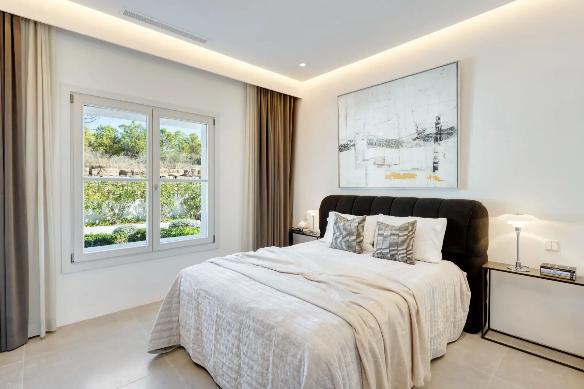 2200xxs - 2025-12-03T141221.979.webp