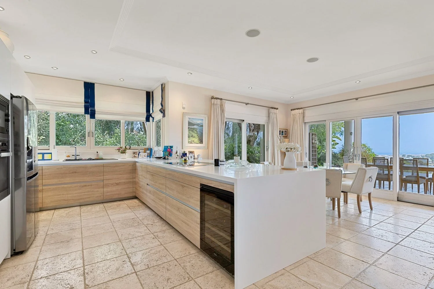 Fully+equipped+kitchen++-+Urb.+El+Herrojo+Alto+C.+Europa+7-21.jpg