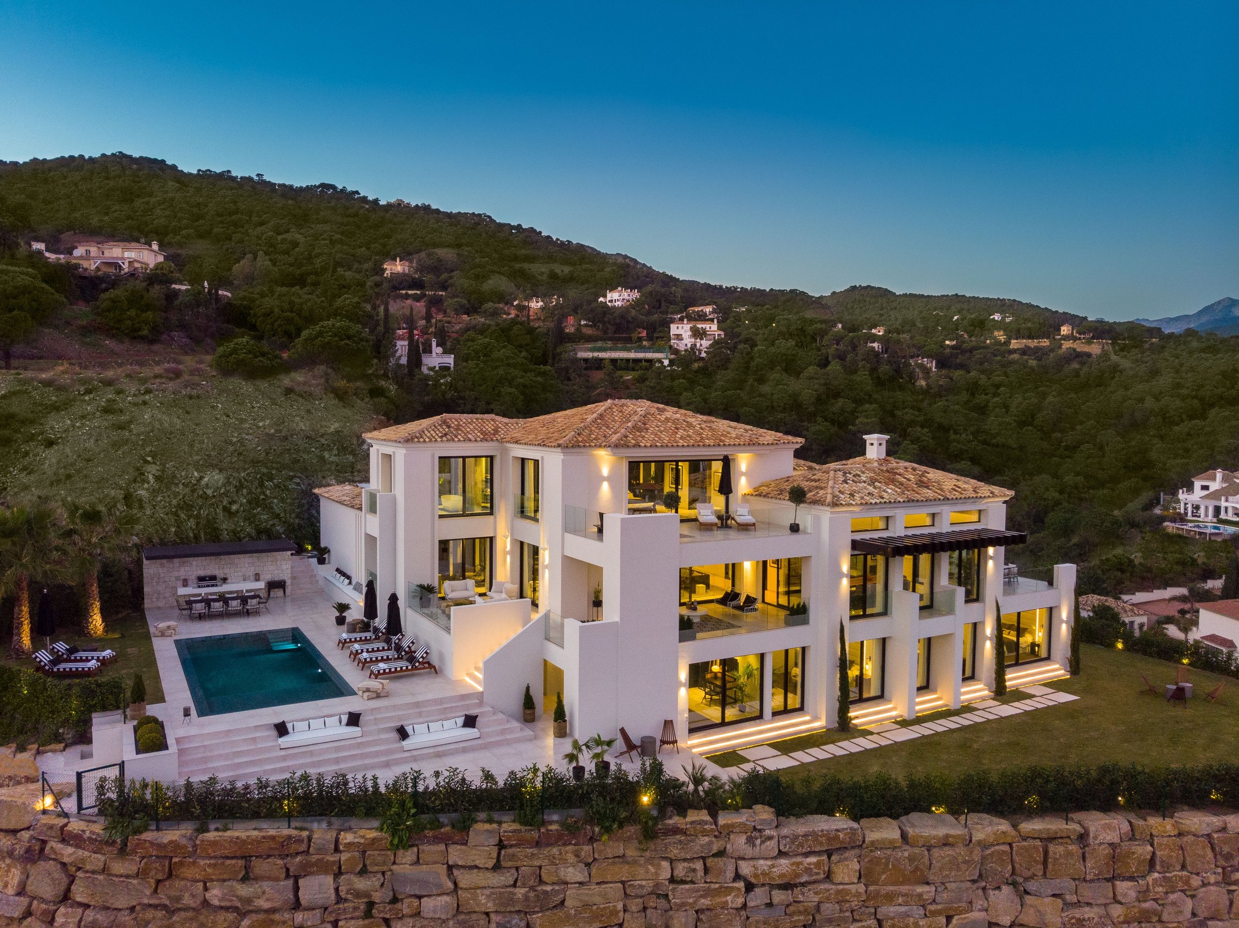 VILLA OAK VALLEY (SOLD)