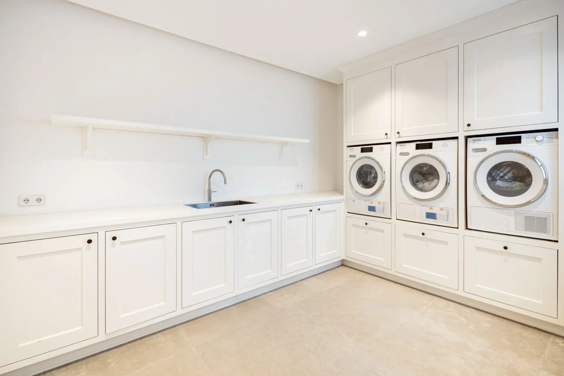 2200xxs - 2025-12-03T141310.848.webp