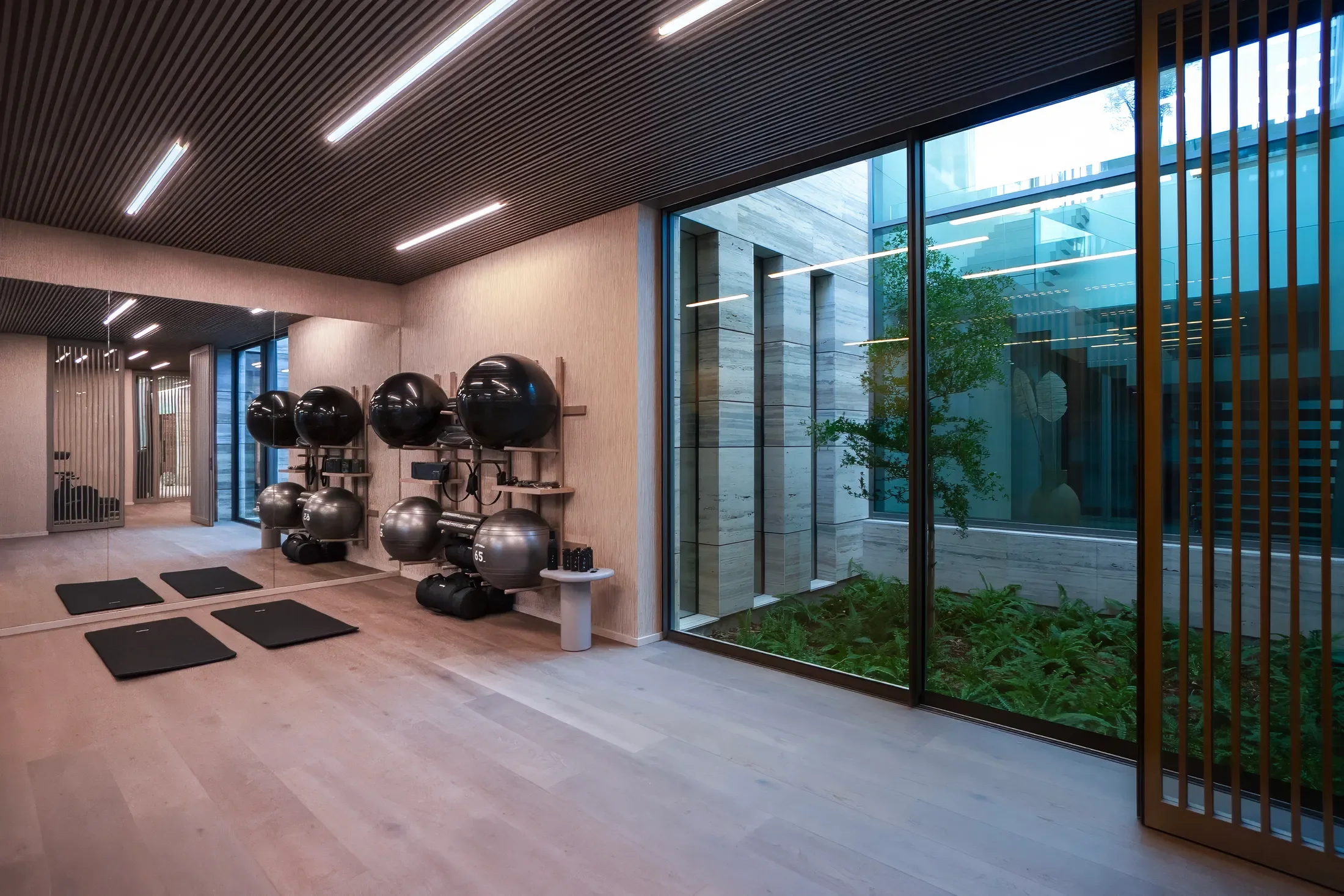 2200xxs - 2026-03-17T162339.927.webp