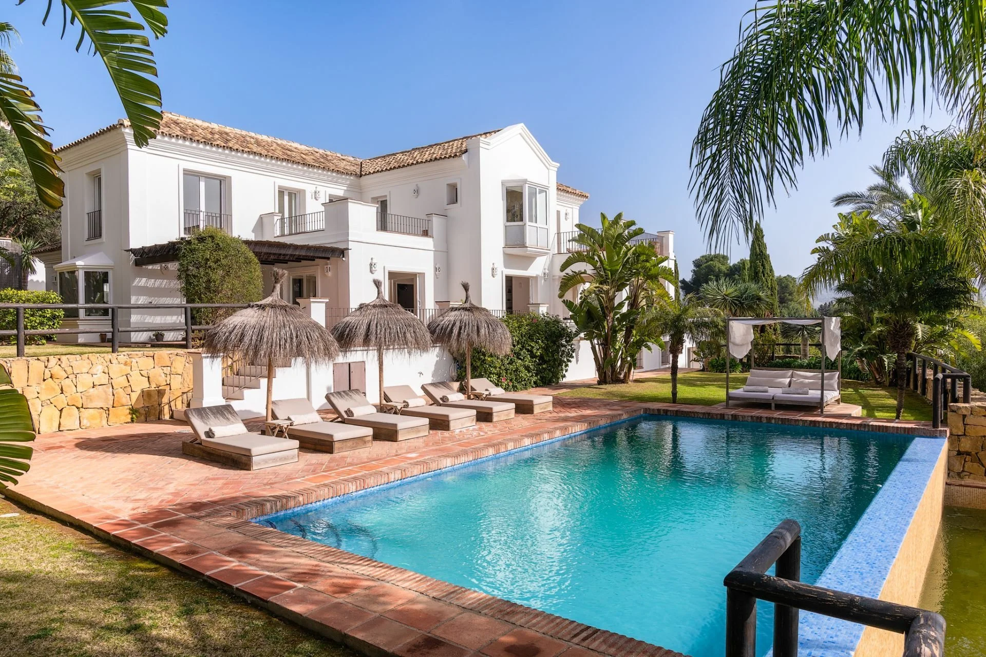 VILLA MONTEROS 4.000.000€