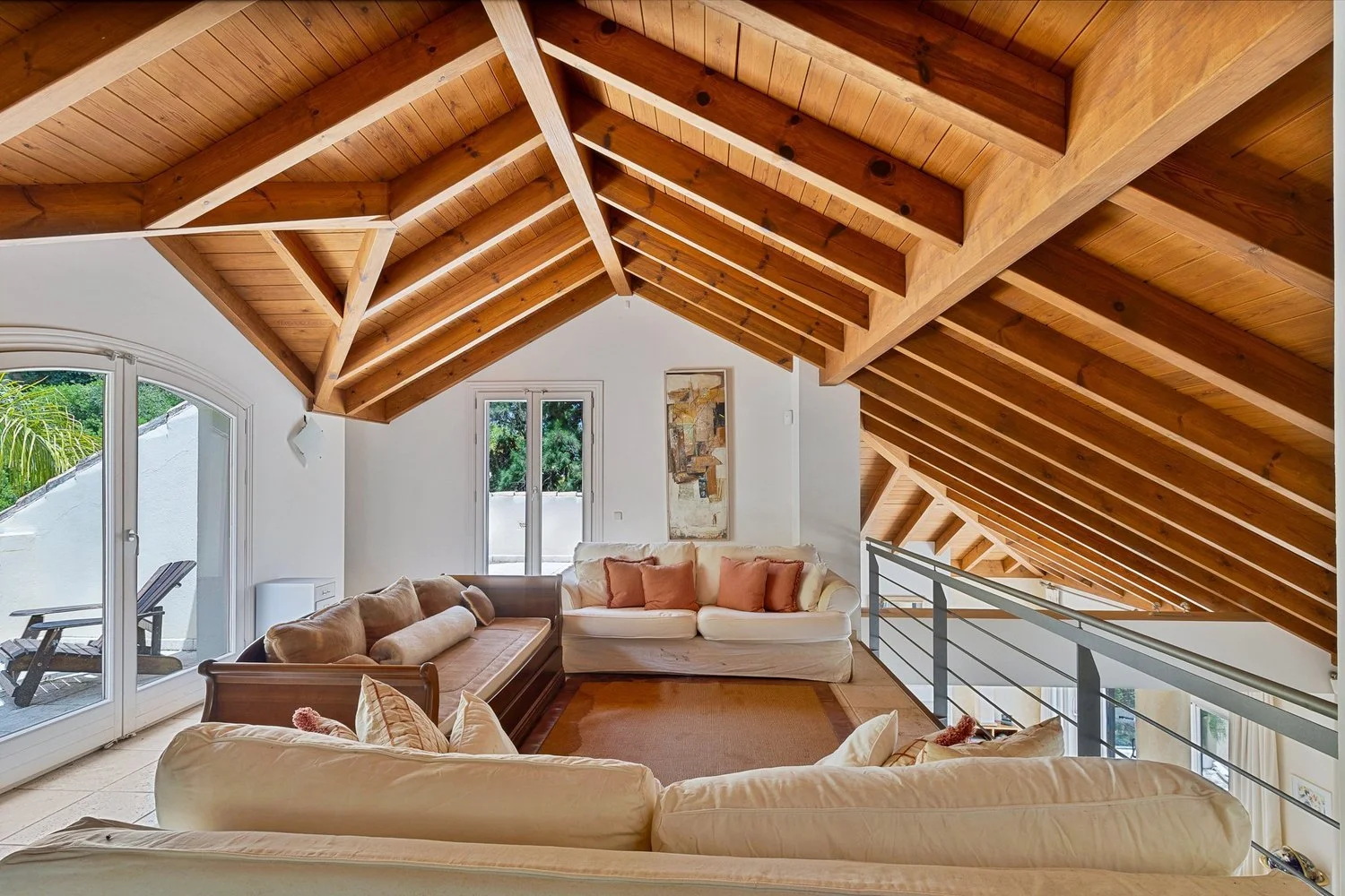 Loft+Attic+relax+area+-+Urb.+El+Herrojo+Alto+C.+Europa+7-13.jpg