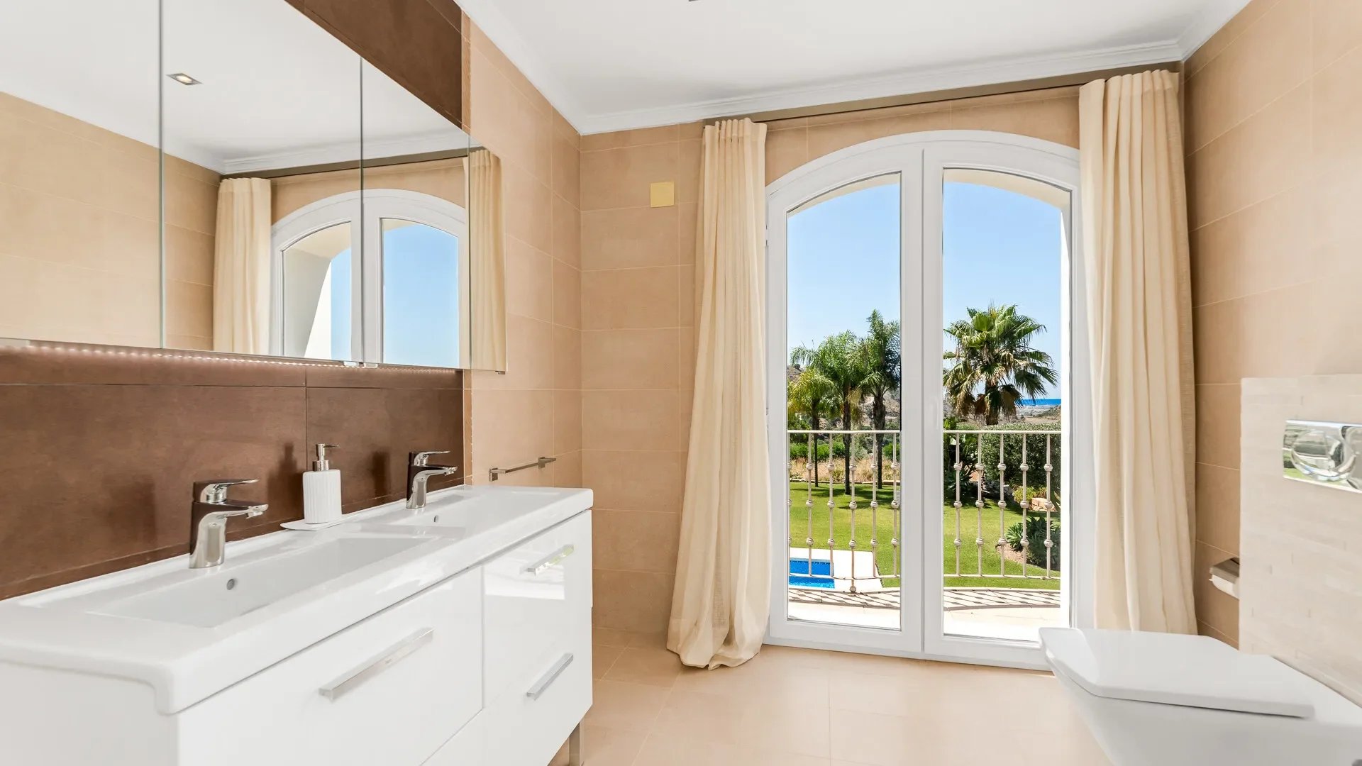 2200xxs - 2026-02-21T134514.344.webp