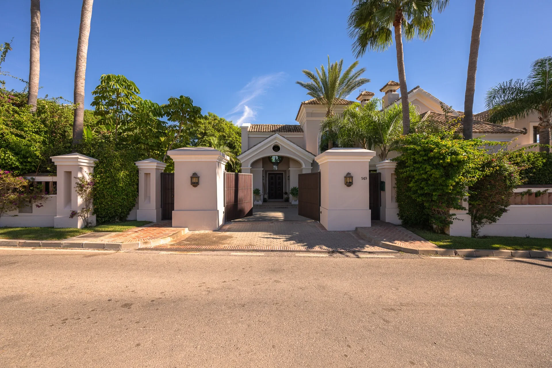 2200xxs - 2025-09-16T172344.861.webp