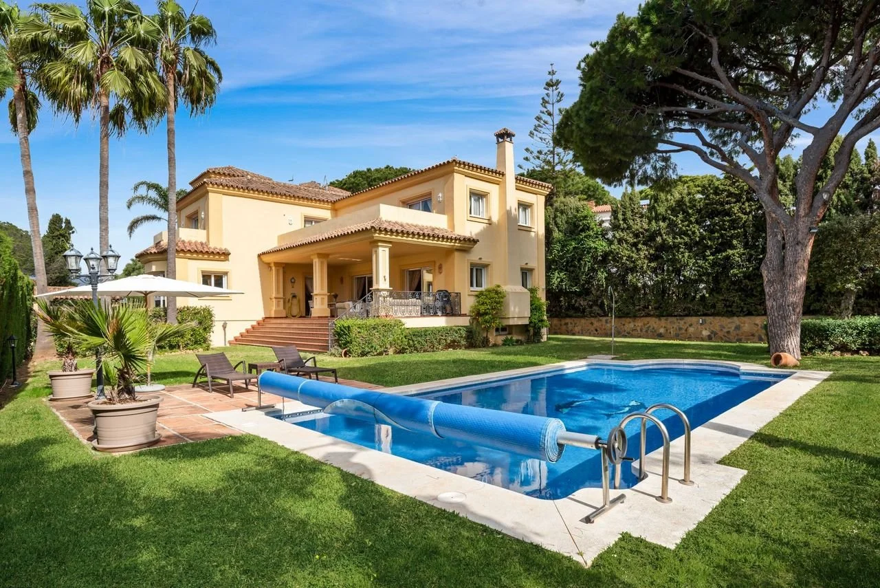 VILLA AMARILLA 2.440.000€