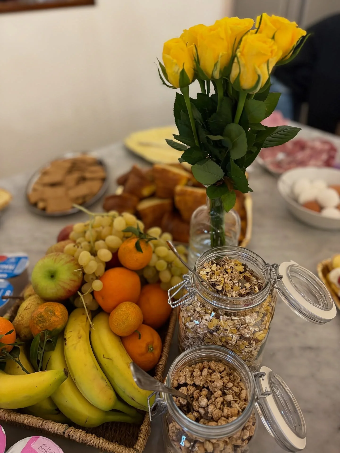 Day 2: Courts and Culture in Chianti

Take a picture walk with me through a typical day on The Next Chapter Travel&rsquo;s boutique tennis and culture journey through Chianti. 

A delicious breakfast buffet greets us each morning with the aroma of co