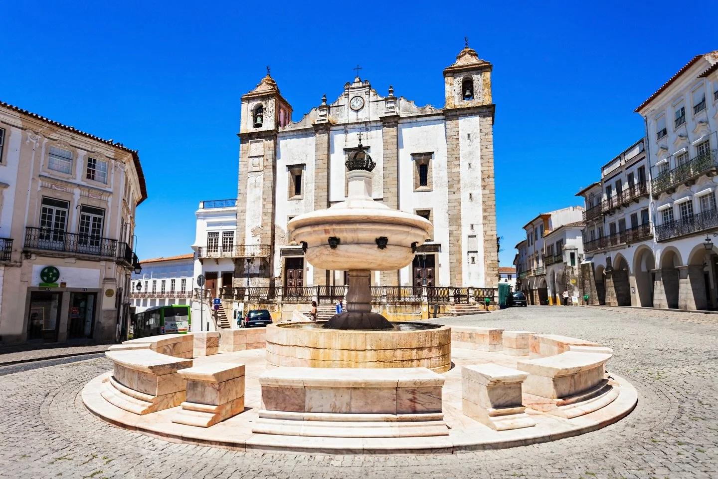 🏛️ Medieval Marvels in UNESCO&rsquo;s &Eacute;vora ✨

On our Coastlines &amp; Castles tour, we&rsquo;ll explore historic &Eacute;vora, a UNESCO World Heritage site and capital of the Alentejo. Visit Portugal&rsquo;s largest medieval cathedral and th