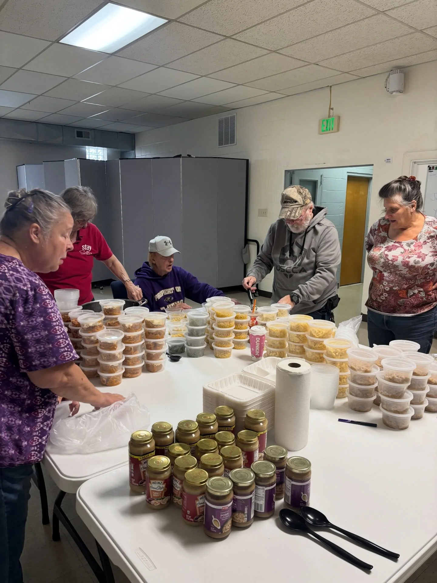 John 13:35 &ldquo;By this everyone will know that you are My disciples, if you love one another.&ldquo;