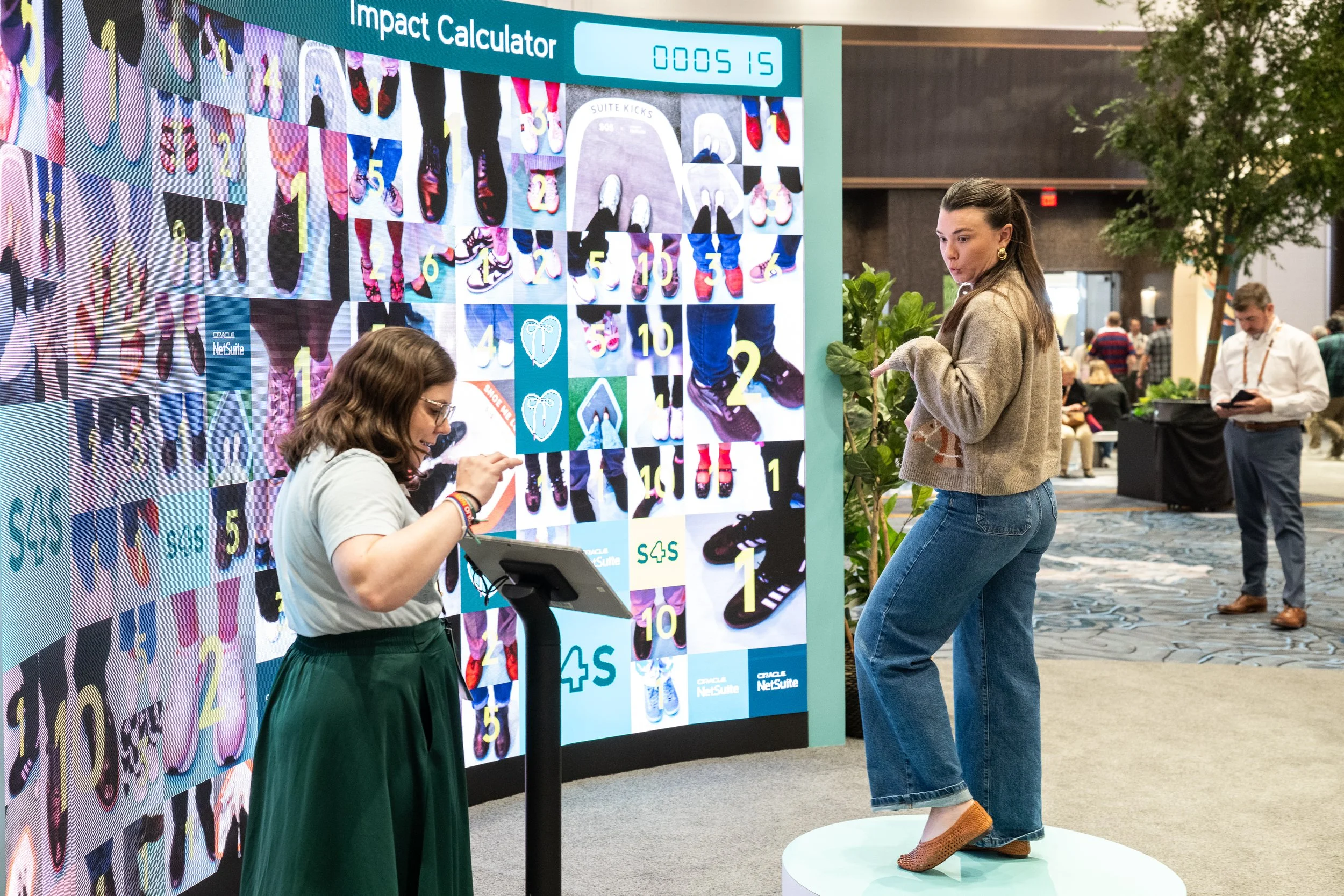 2025_SuiteWorld_CustomerActivations_96960 (2).jpg