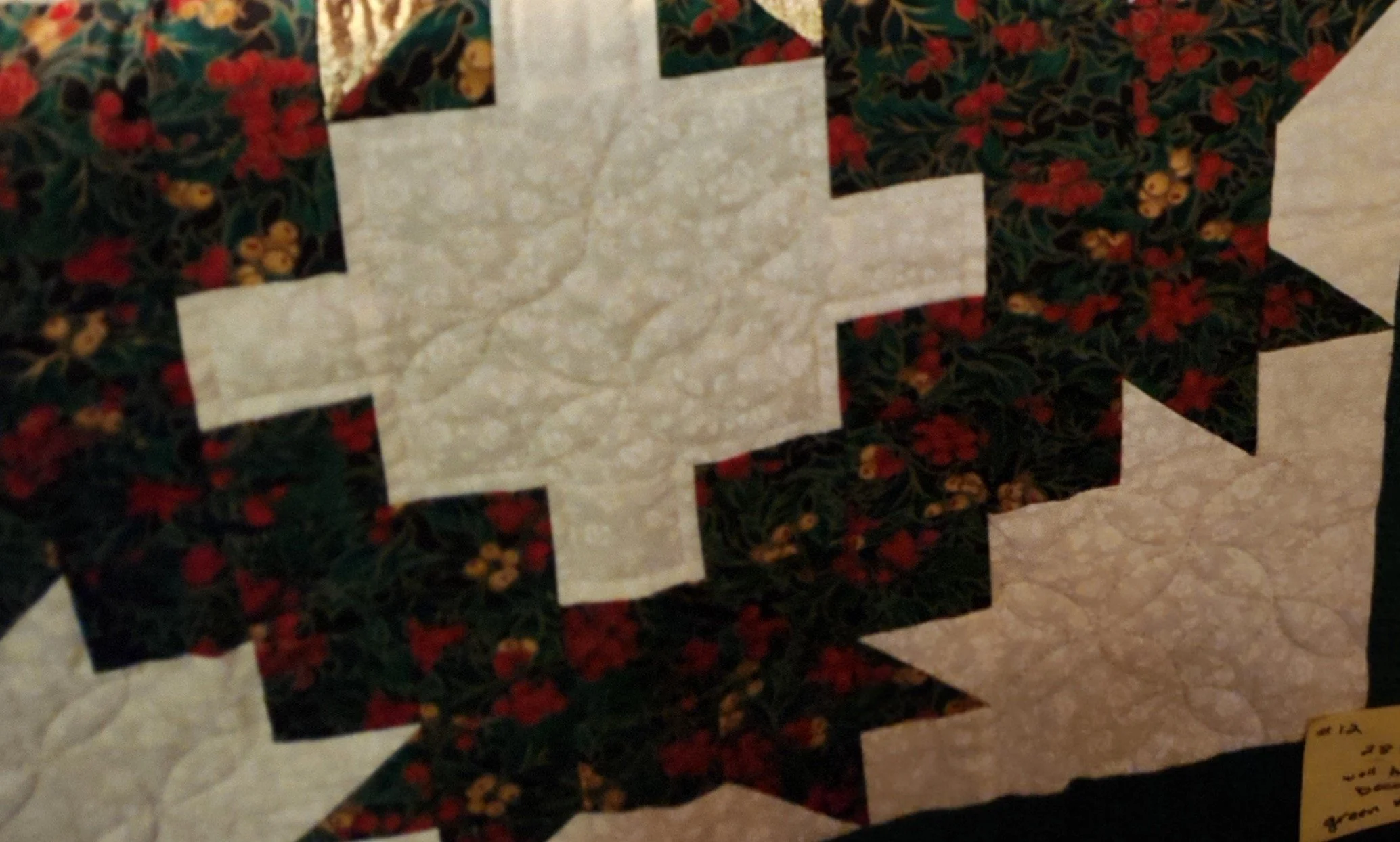 Christmas Wreath Wall Hanging 28' x 28"