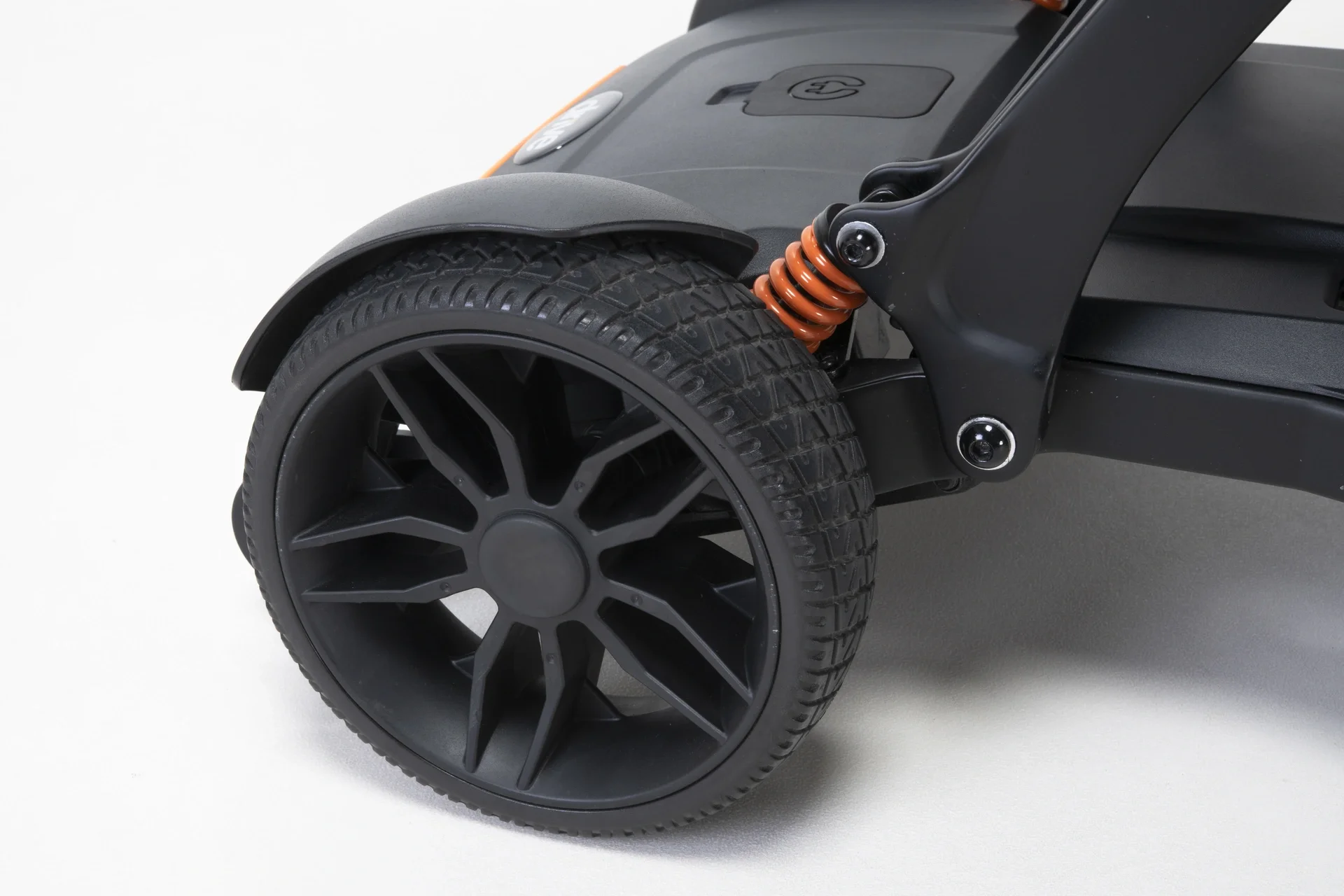 AeroCarbon20Scooter_CFMFOLDBK208.webp