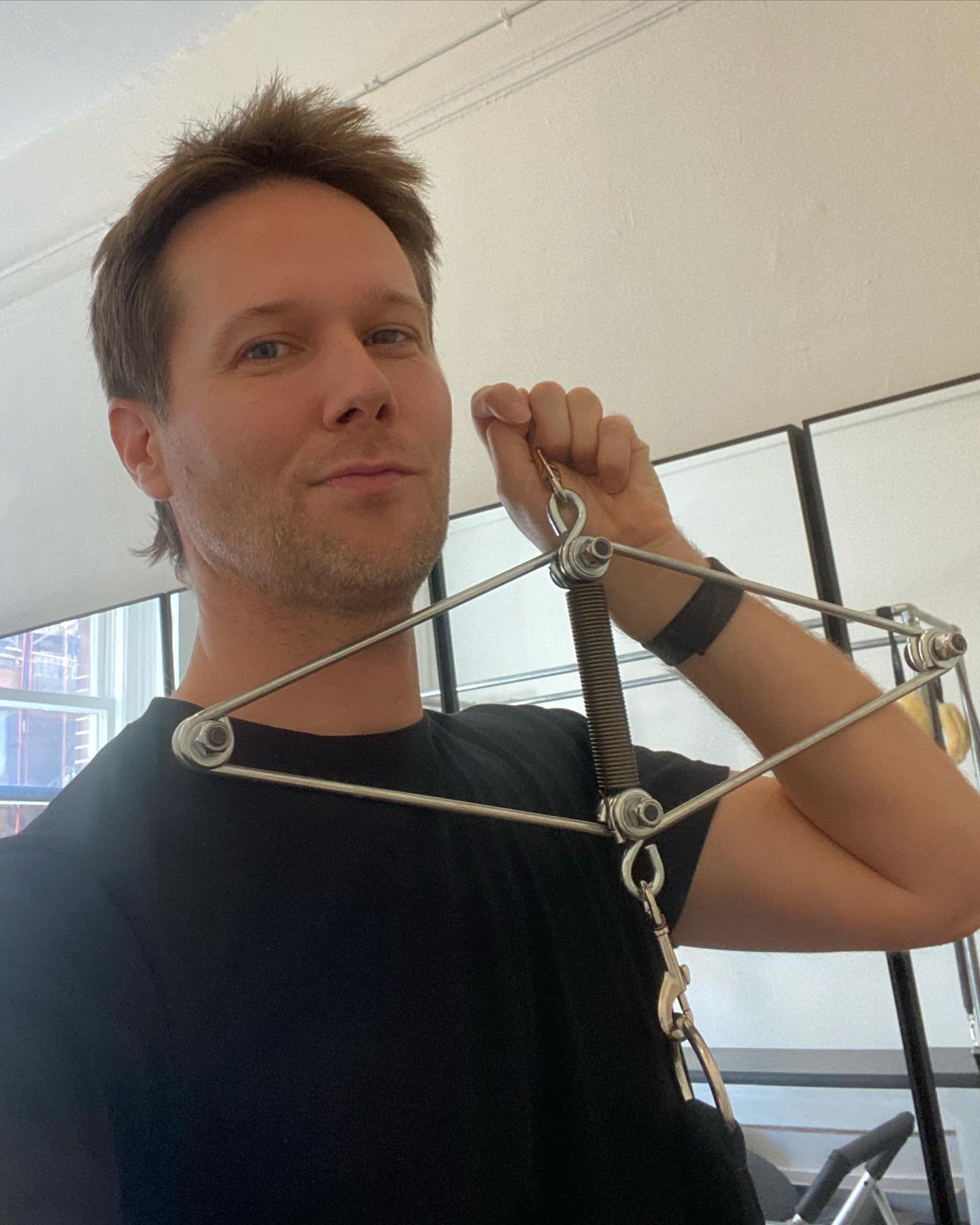 a little too excited for my new Neck Stretcher @contrology.bb 

#contrologycrew #pilates #classicalpilates #nycpilates #pilatesstudio #mendopilates #contrology