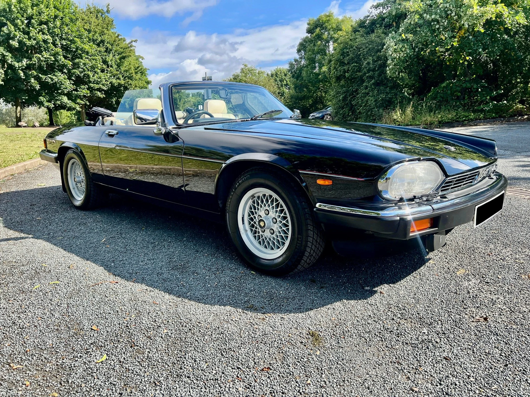1990-Jaguar-XJS-G941CAN-IMG-13.jpg