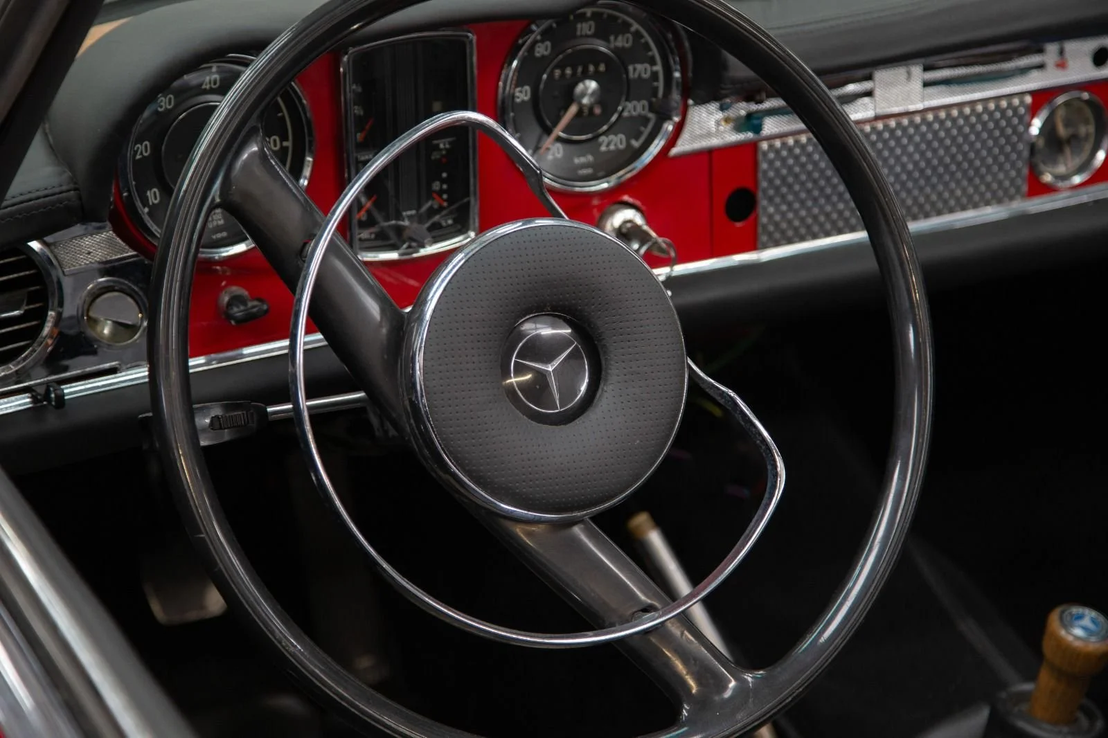 YHH - 1964 230SL Roadster 5.jpeg