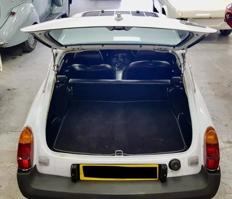 MGB+GT+-+IMG+3.jpg