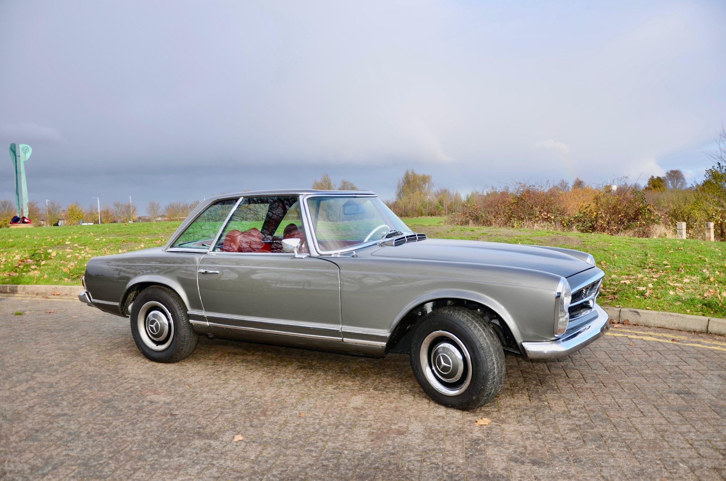 Mercedes 230SL - IMG 2.jpg