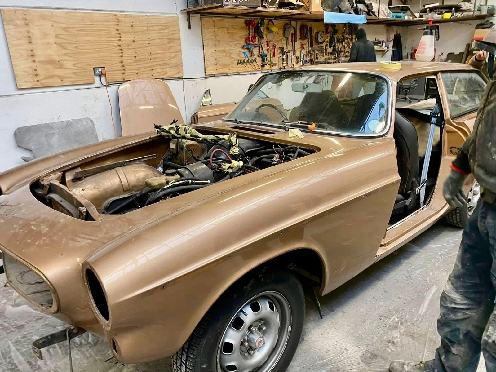 VOLVO P1800 - 3.jpeg