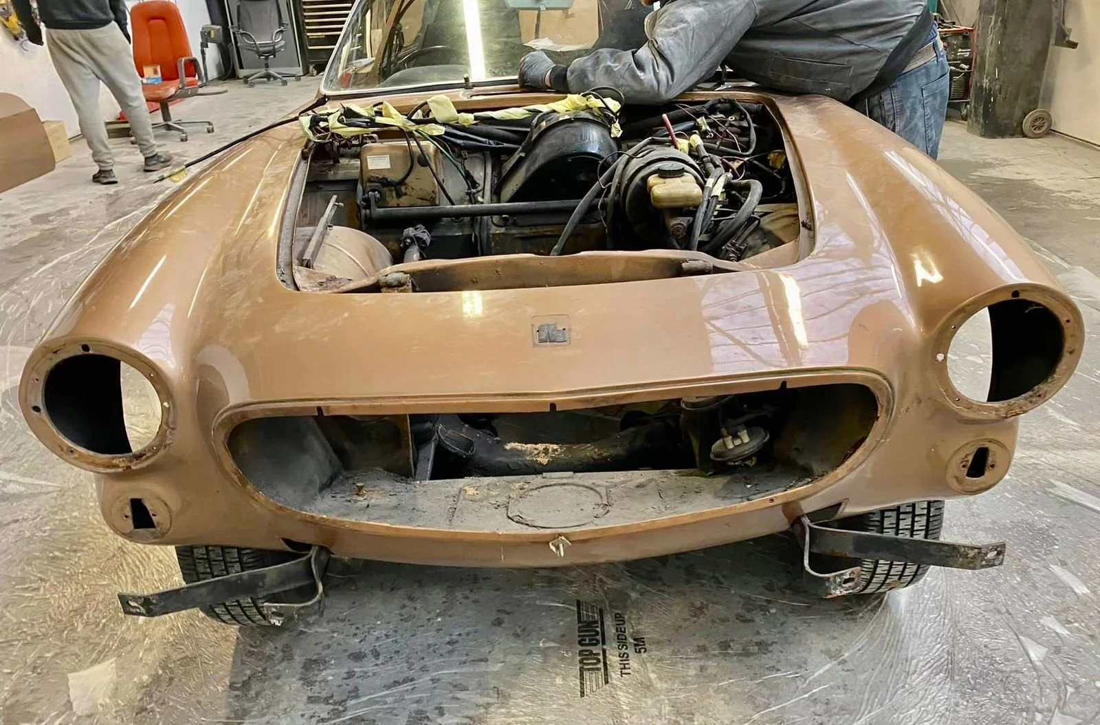VOLVO P1800 - 2.jpeg