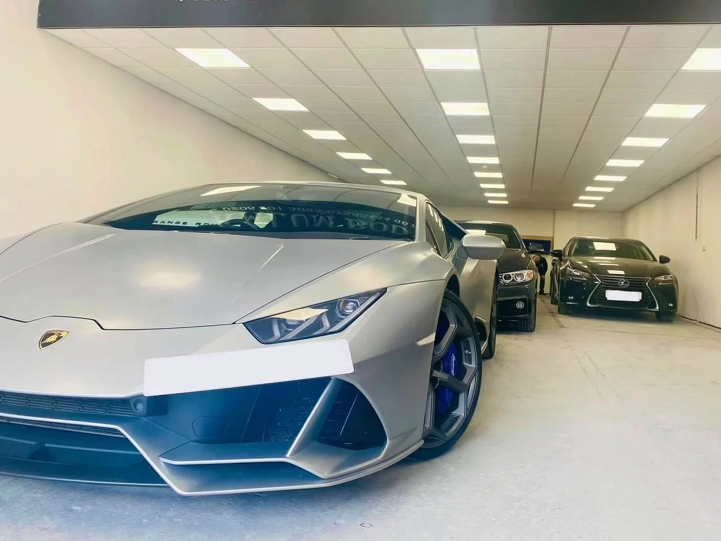 Lamborghini+Repair+Services+Hainault+Ilford.jpg