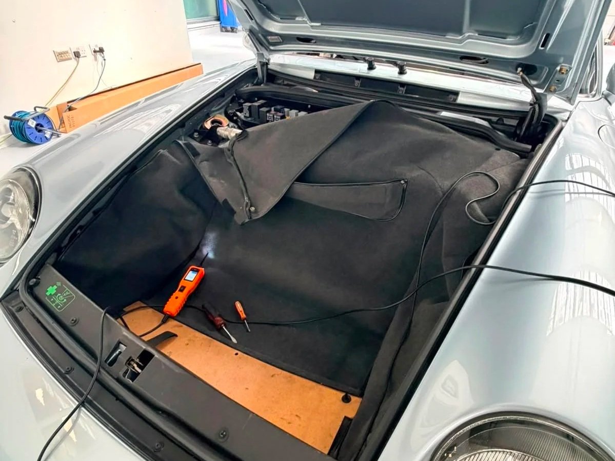 Porsche+Electrical+Repairs2.jpg