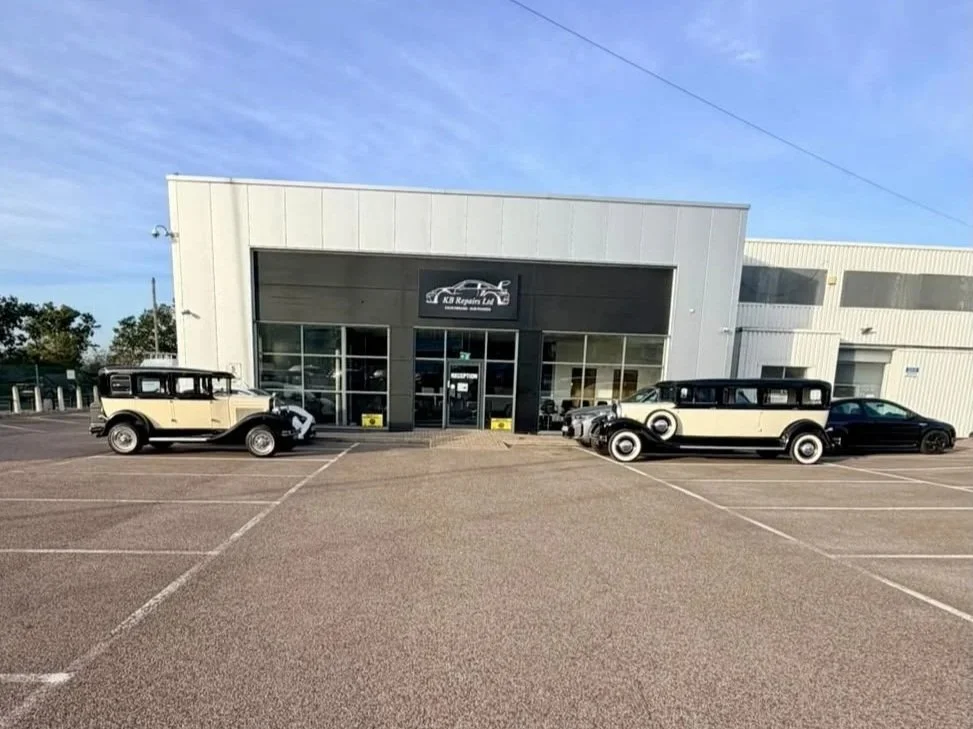 Classic+Wedding+Car+Fleet+Maintenance+Services+2.jpg