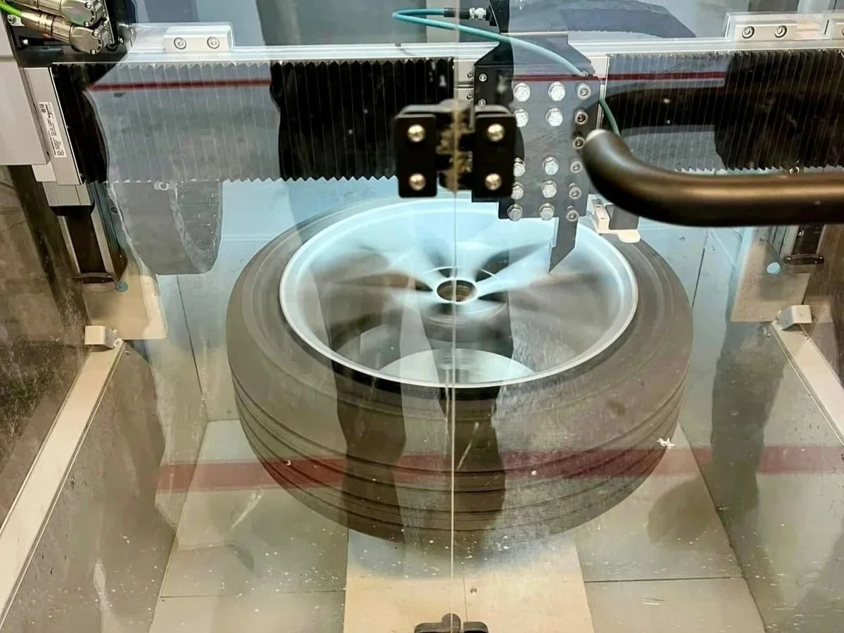 Diamond+Cut+Restorations+-+KB+REPAIRS+-+Hainault%2C+Ilford%2C+UK.jpg