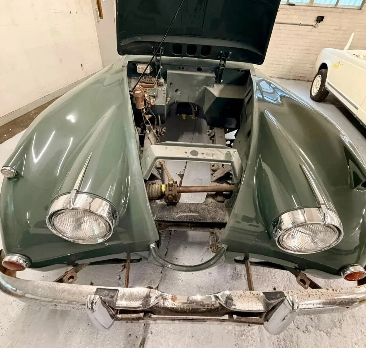 1958+Jaguar+XK150.jpg