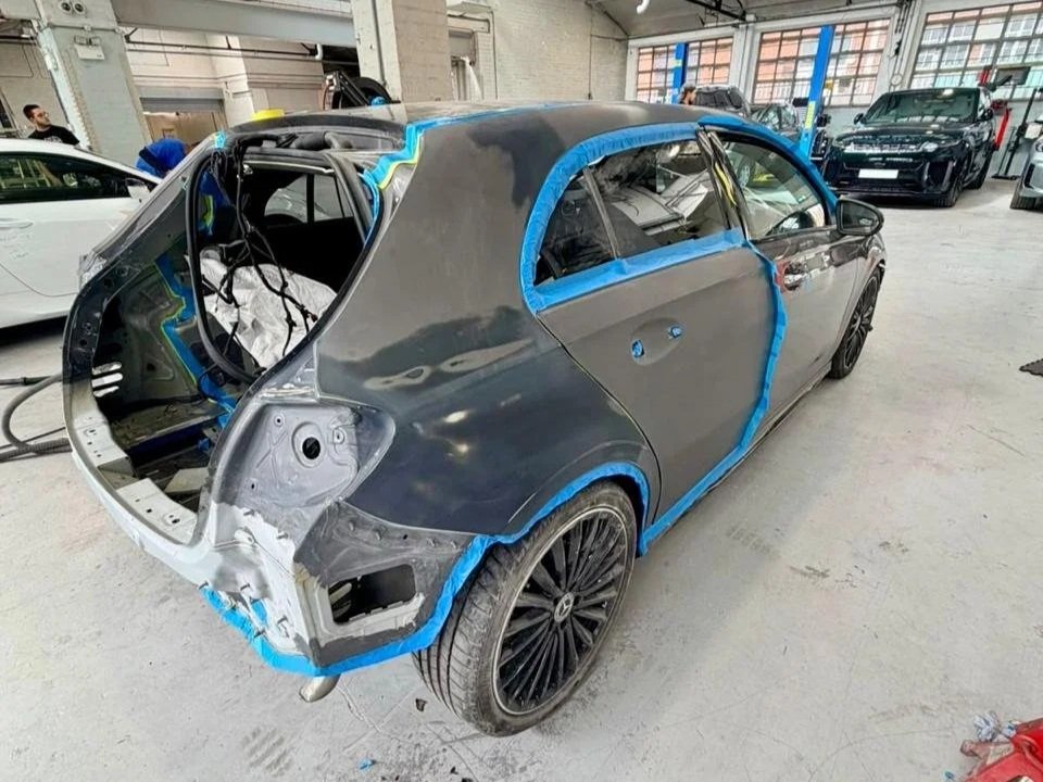 Bodywork+and+Mechanical+3.jpg