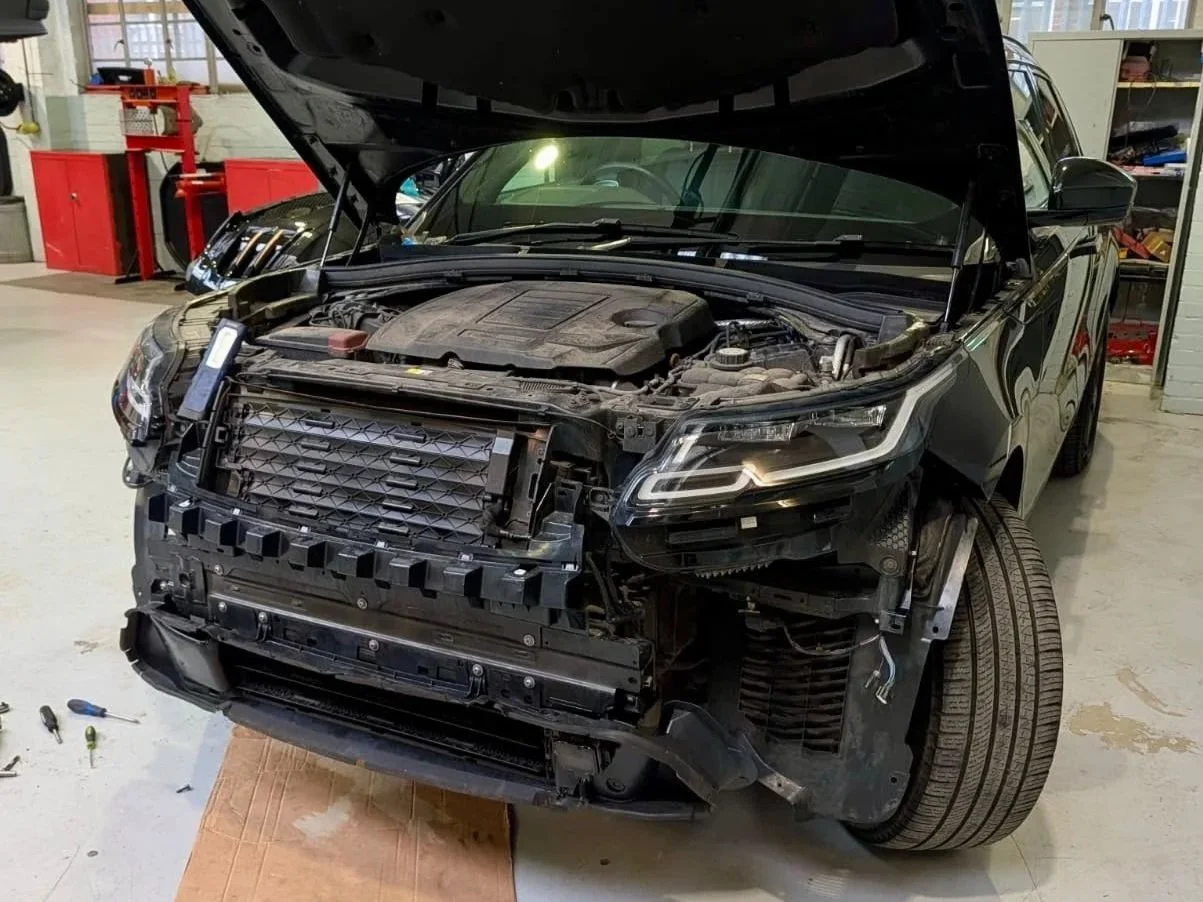 Porsche+-+Repair+Specialist%2C+Auto+Maintenance+-+Land+Rover+-+Independant+Specialist+-+5.jpg