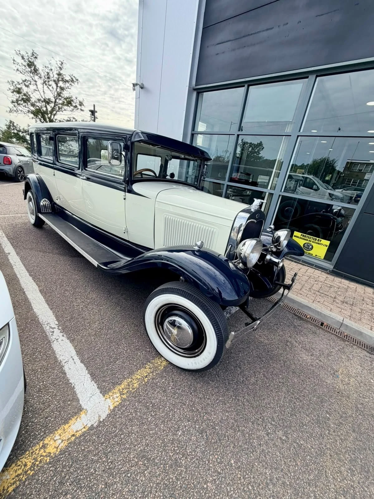 Classic Wedding Car Fleet Maintenance Services .jpeg