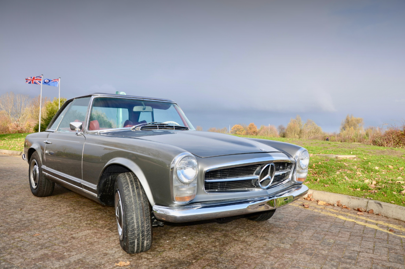 Mercedes-Benz 250SL