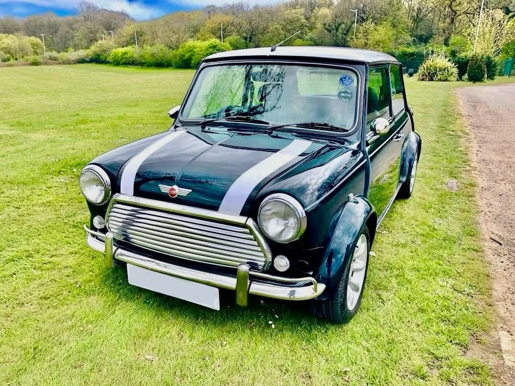 104. Mini Cooper - 4.jpeg