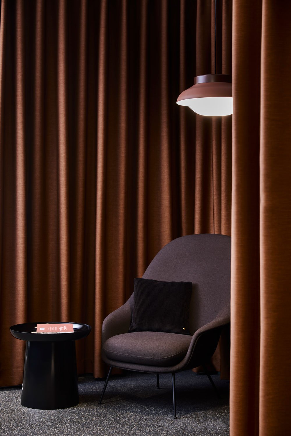 The Office Group - One Canada Square Shot by Simon Bevan