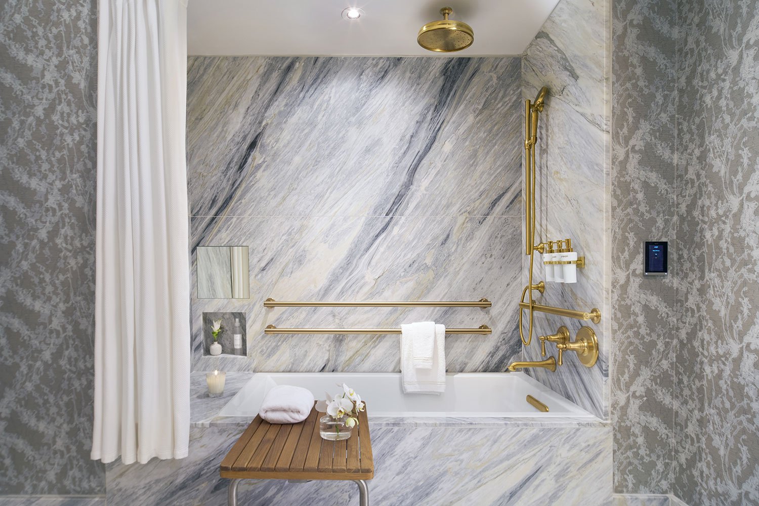 Nemacolin Grand Lodge Bathrooms Shot by Jordan Millington Liquorice
