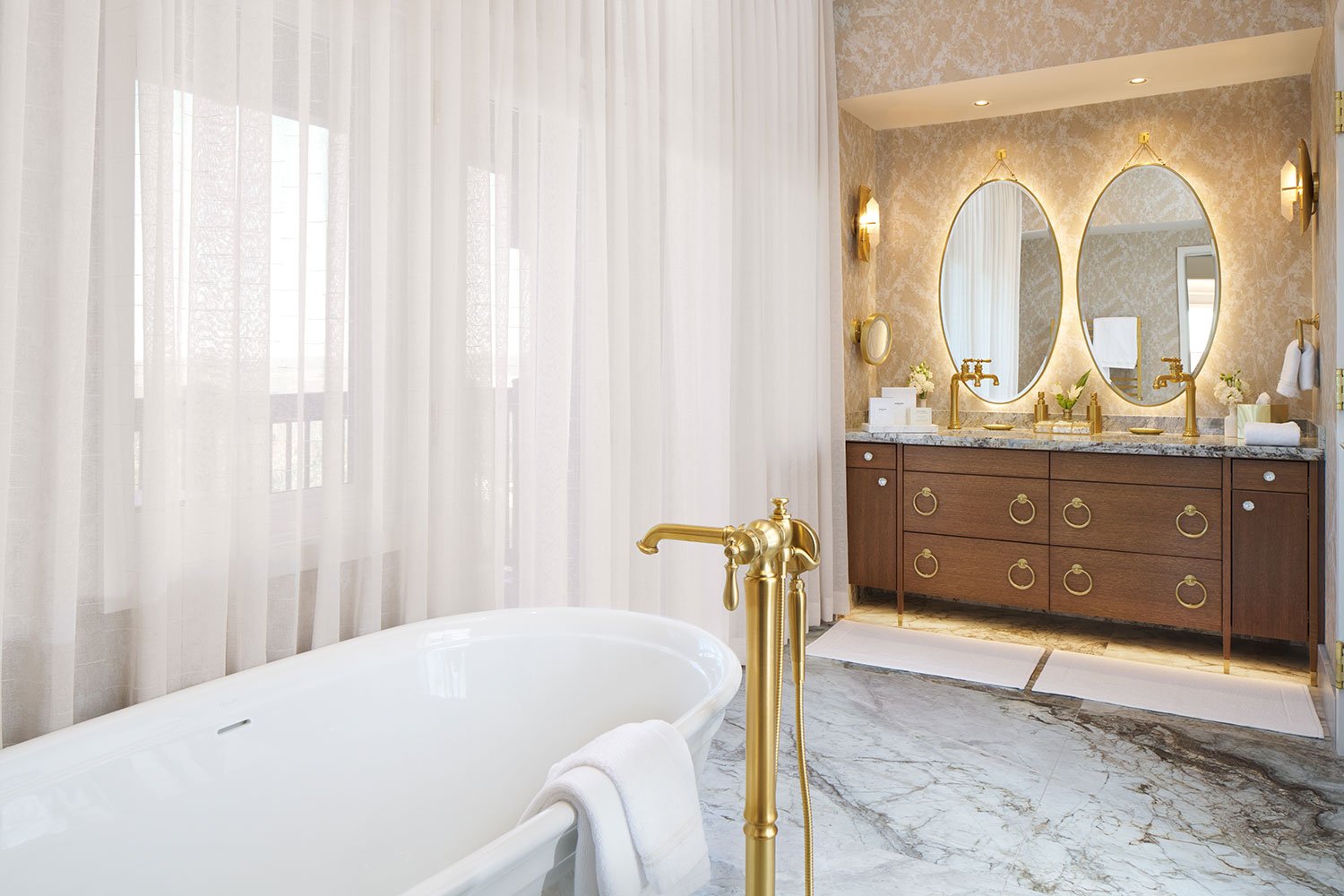 Nemacolin Grand Lodge Bathrooms Shot by Jordan Millington Liquorice