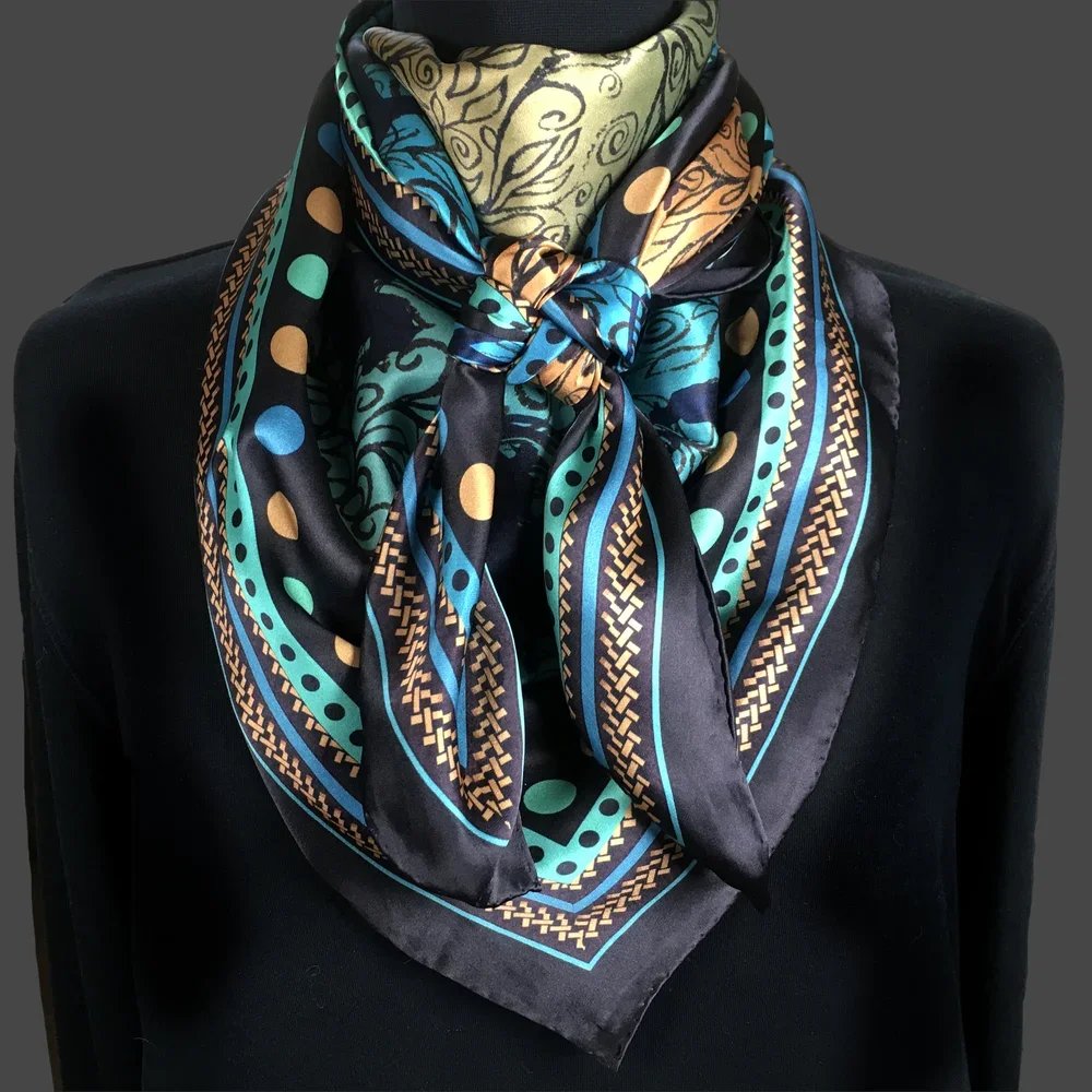 YH-WR-Cowwork-Blue-brwn-BSK-2.jpg.webp