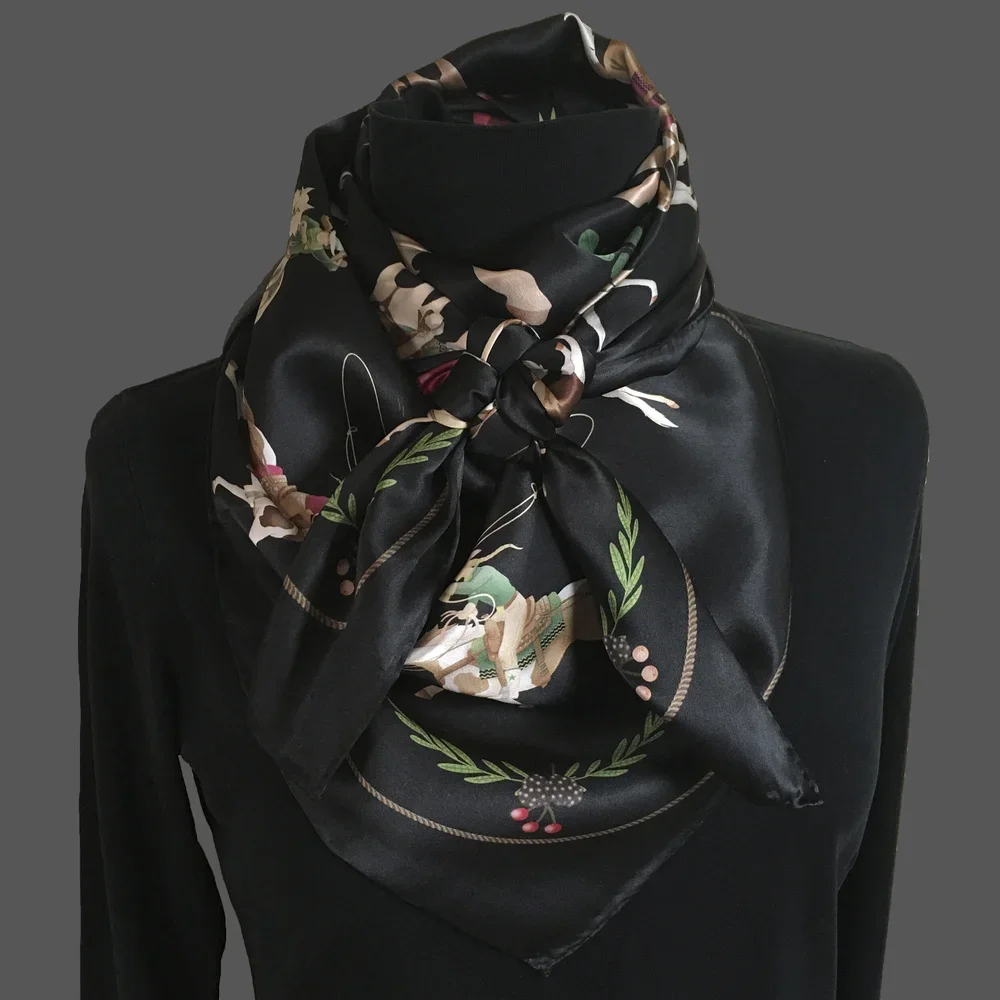 Loops_and_Roses-2Black-BSK.jpg.webp