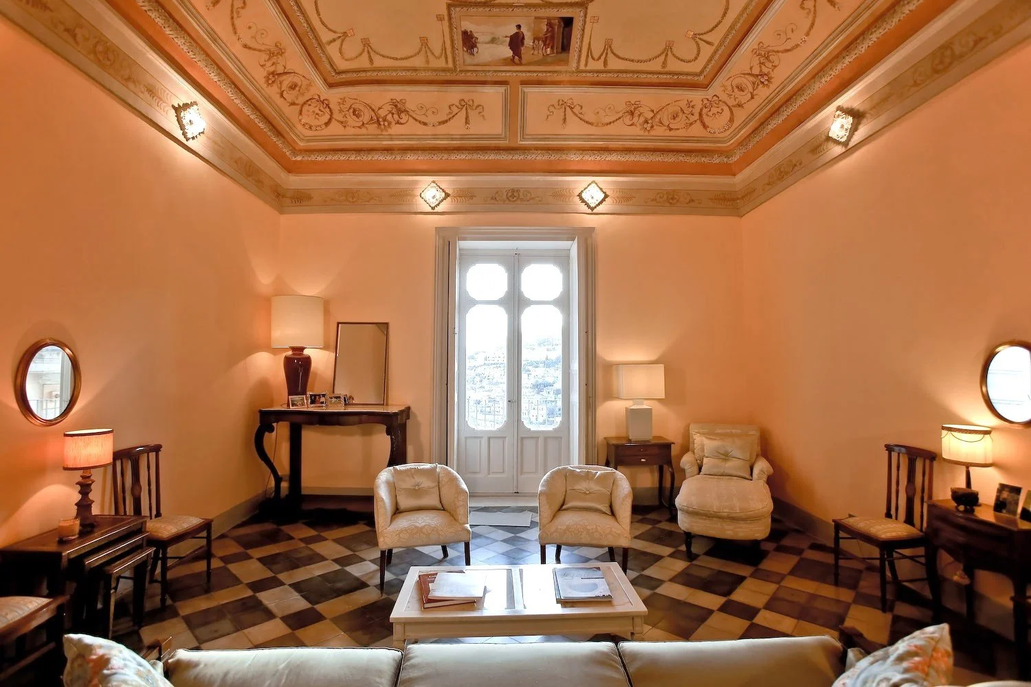 Palazzetto storico Modica Apartment      €550,0000