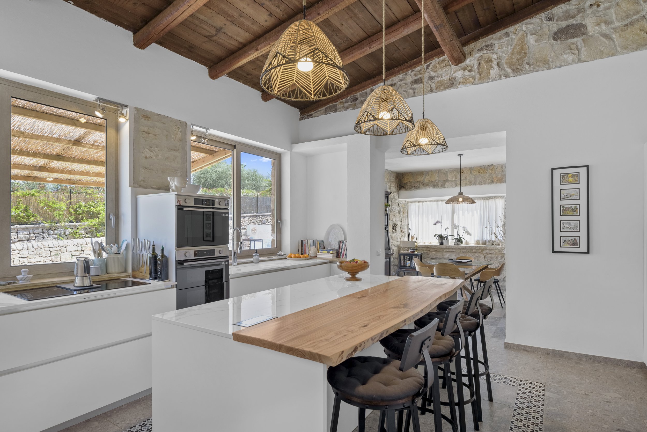 Kitchen view two of Farfalla Blu