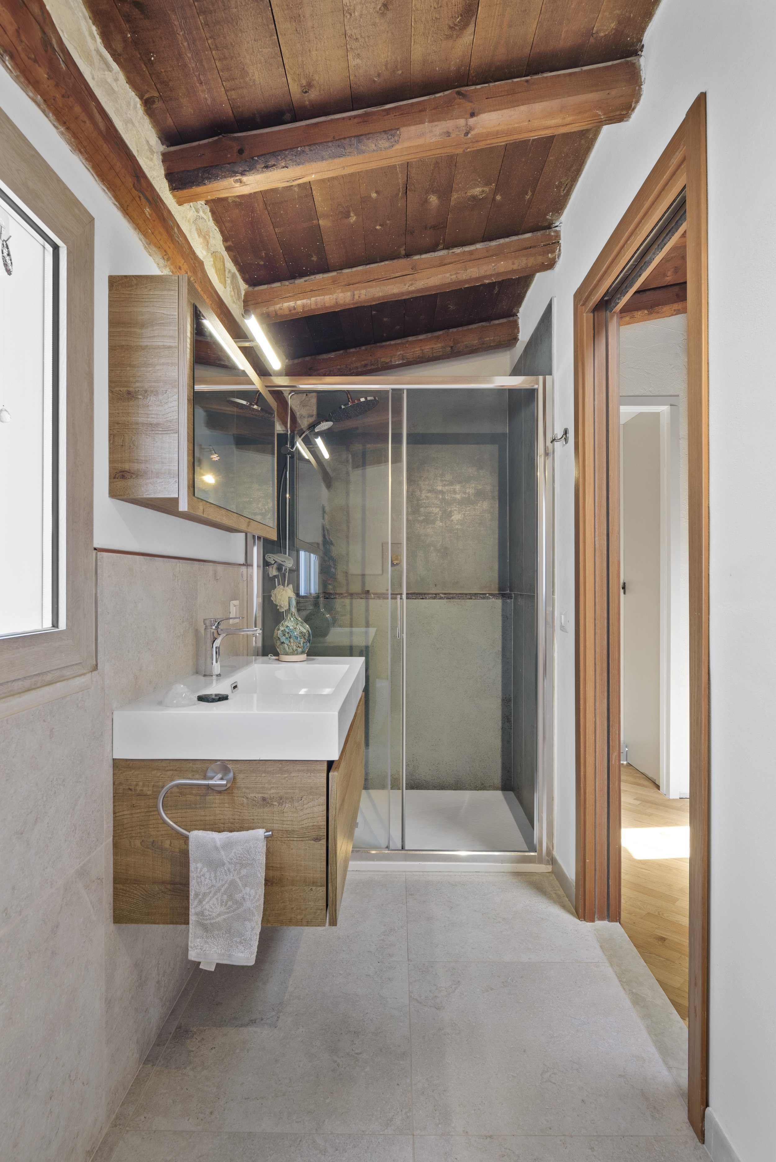 En-suite bathroom Farfalla Blu