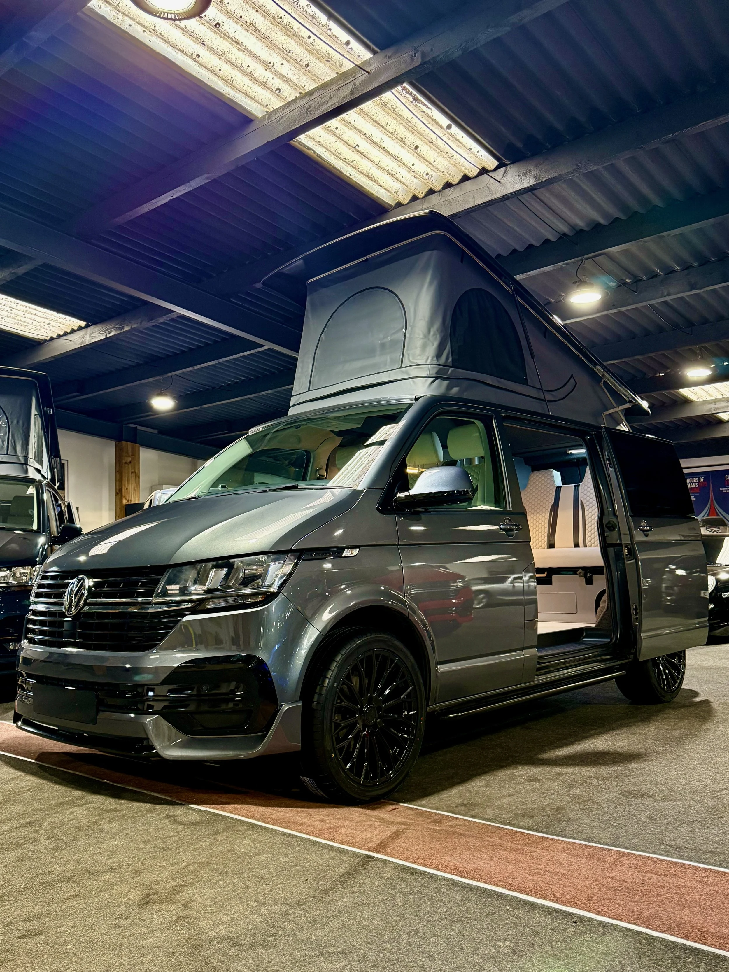 2023/23 TRANSPORTER T6.1 MANUAL CAMPER IN INDIUM GREY 38,000 MILES £46995