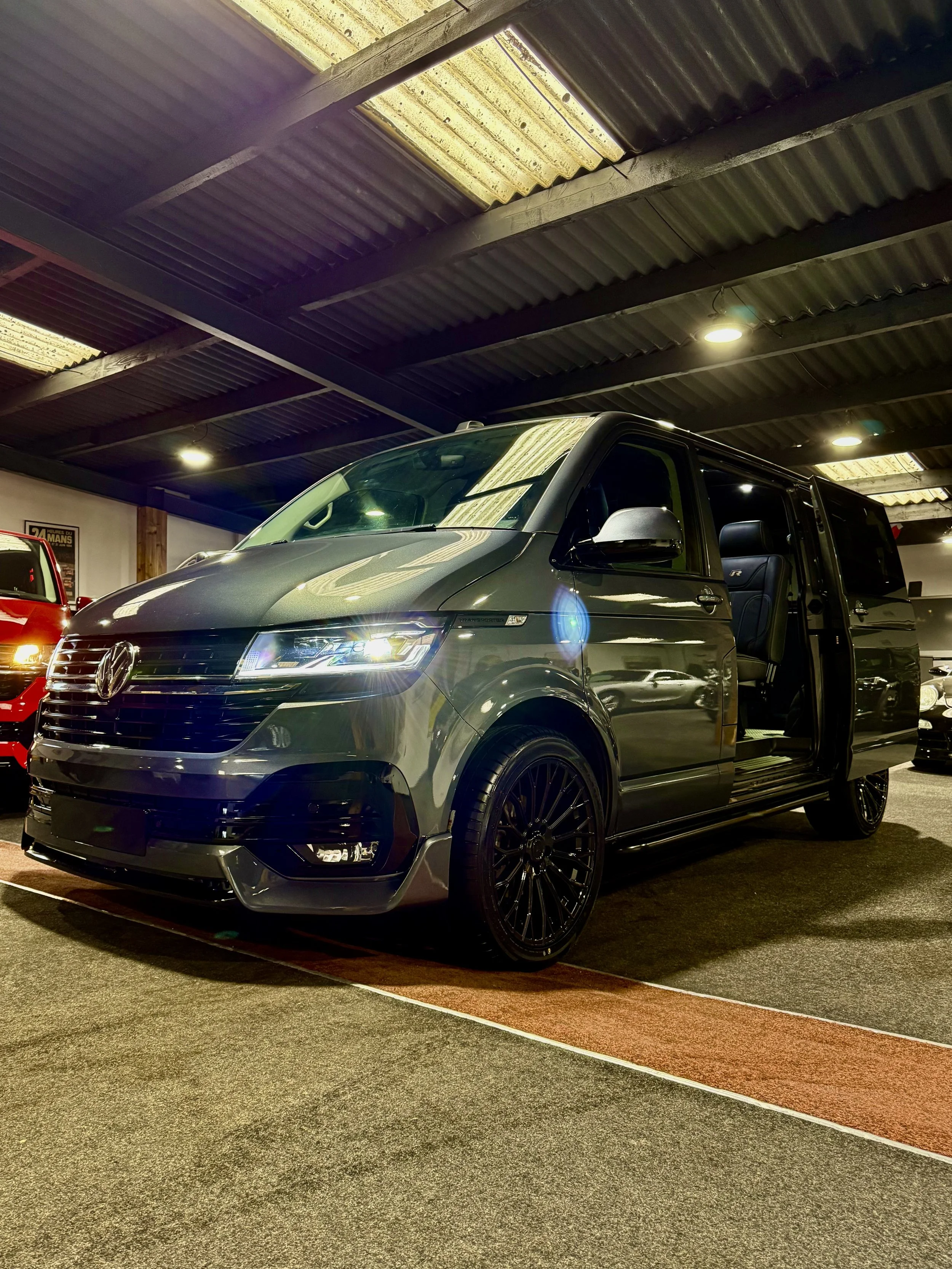 2021 21 VW TRANSPORTER  T6.1 SWB 2.0 TDI 150 BHP 6 SPEED MANUAL R-LINE KOMBI  ** £25,995 **