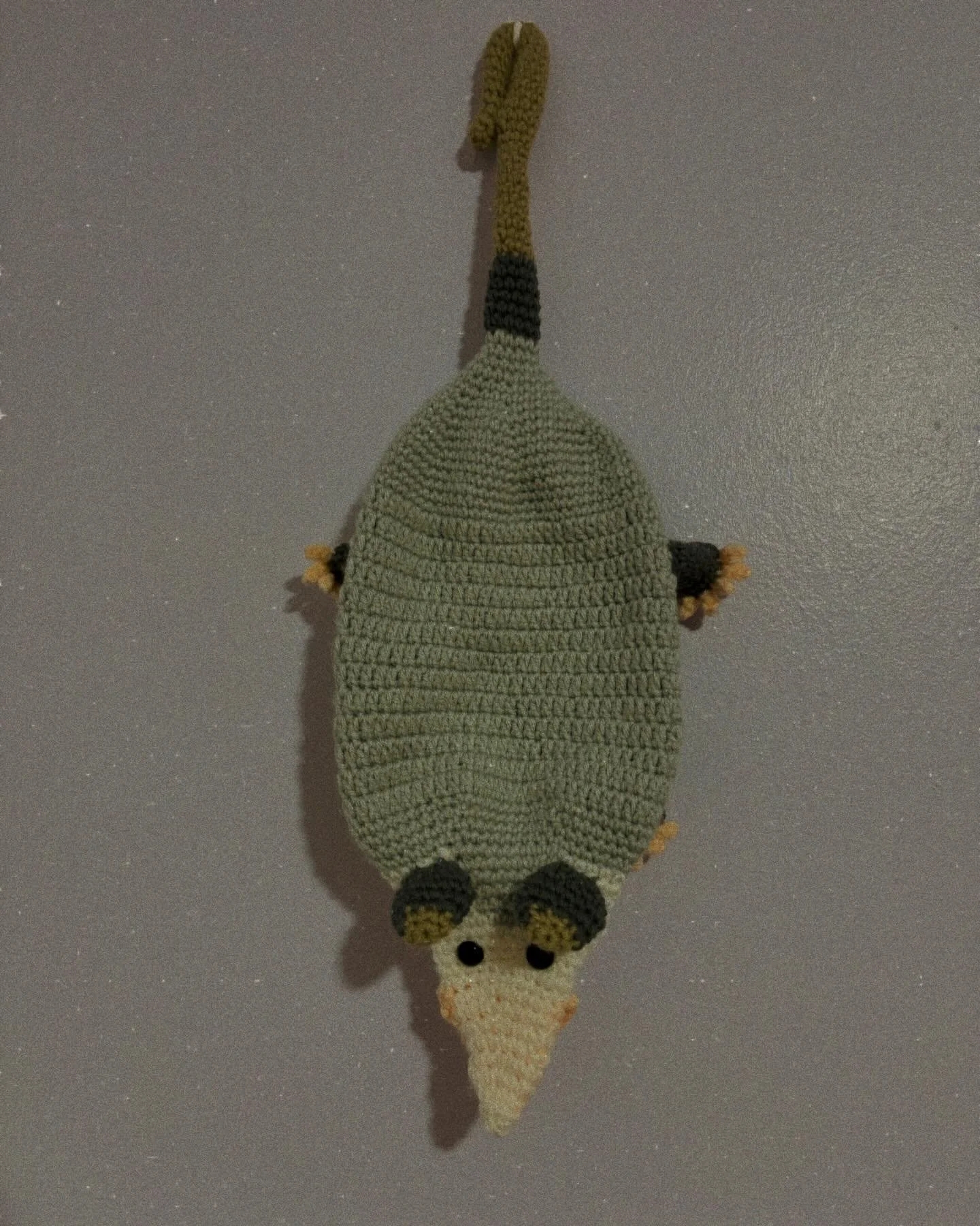 I am OBSESSED with this commission I got for this grocery bag holder! How silly!!!! 🤪