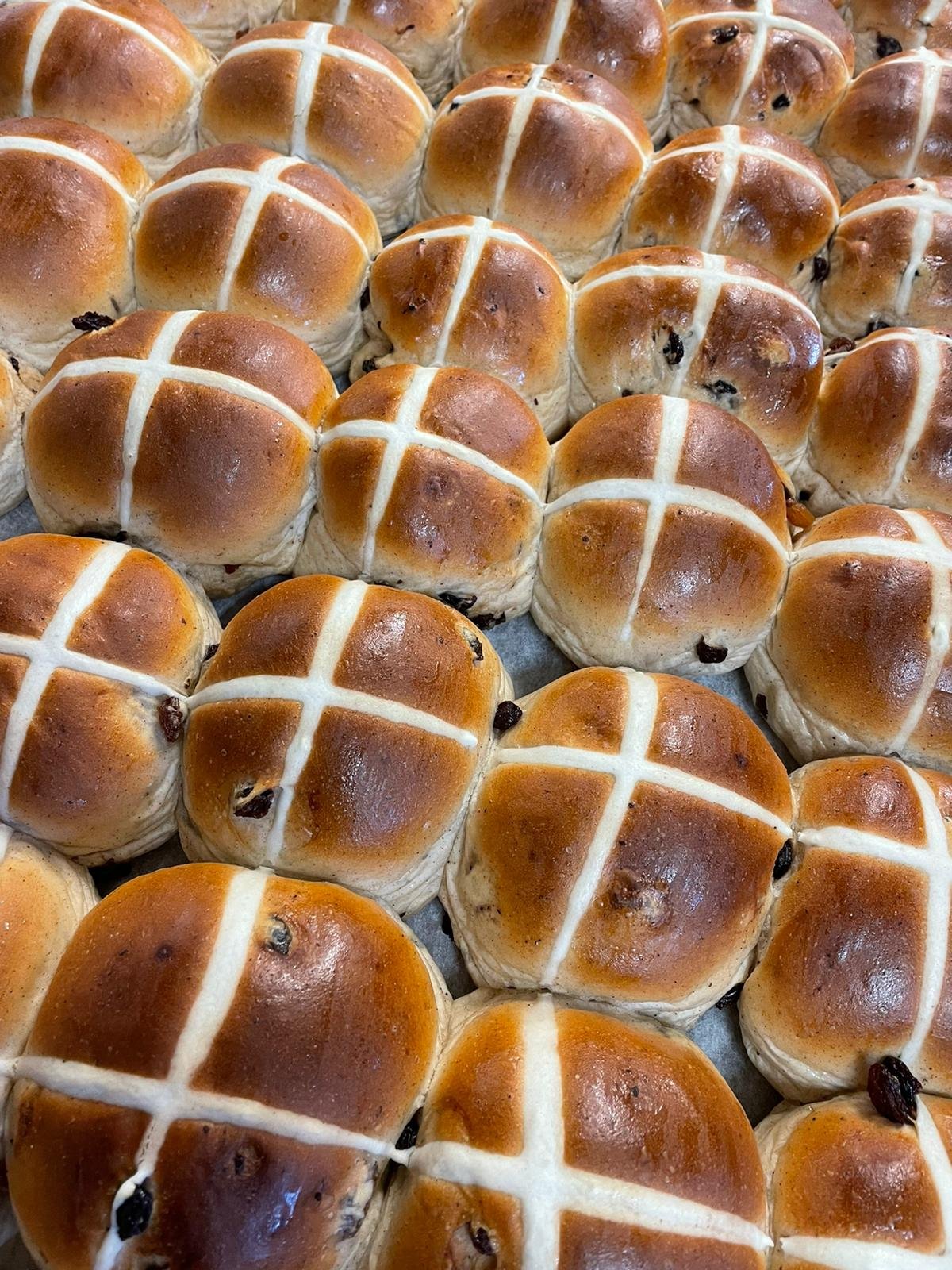 Hot X Buns on tray.JPG