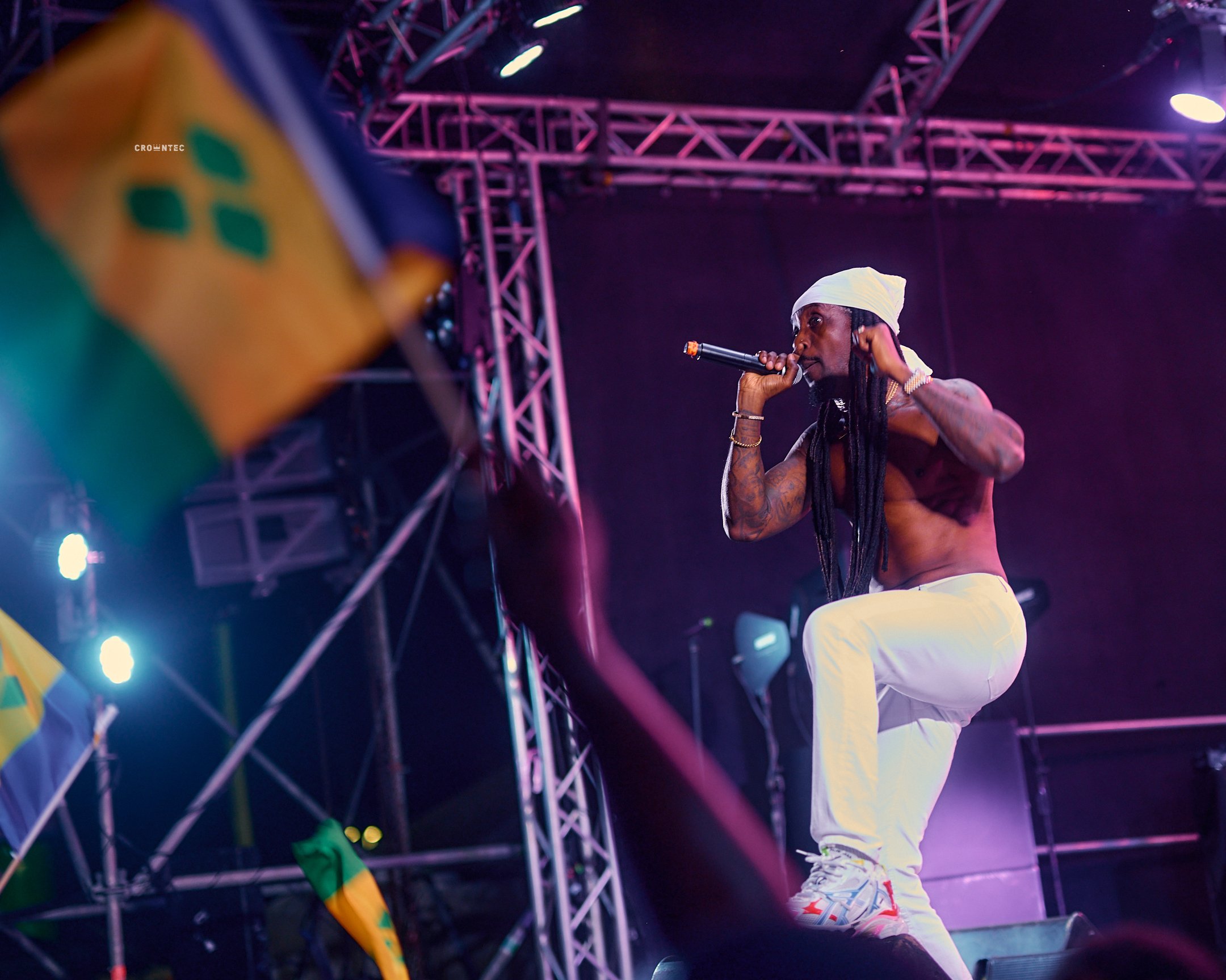 CRN_1080.jpg